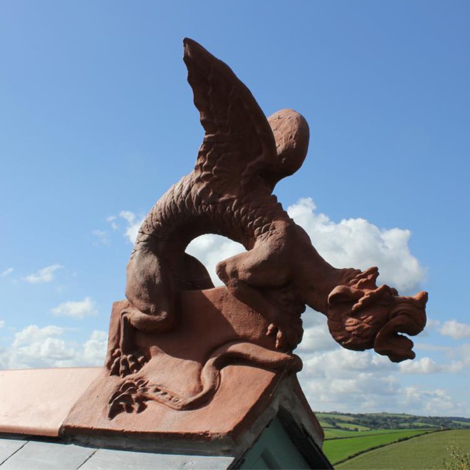 Dragon Finials King Half Round Dragon Finial